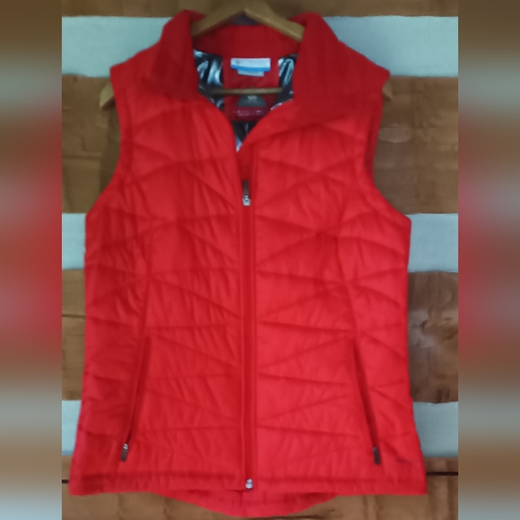 Columbia Jackets & Blazers - Red Columbia Omni Shield Puffer Vest